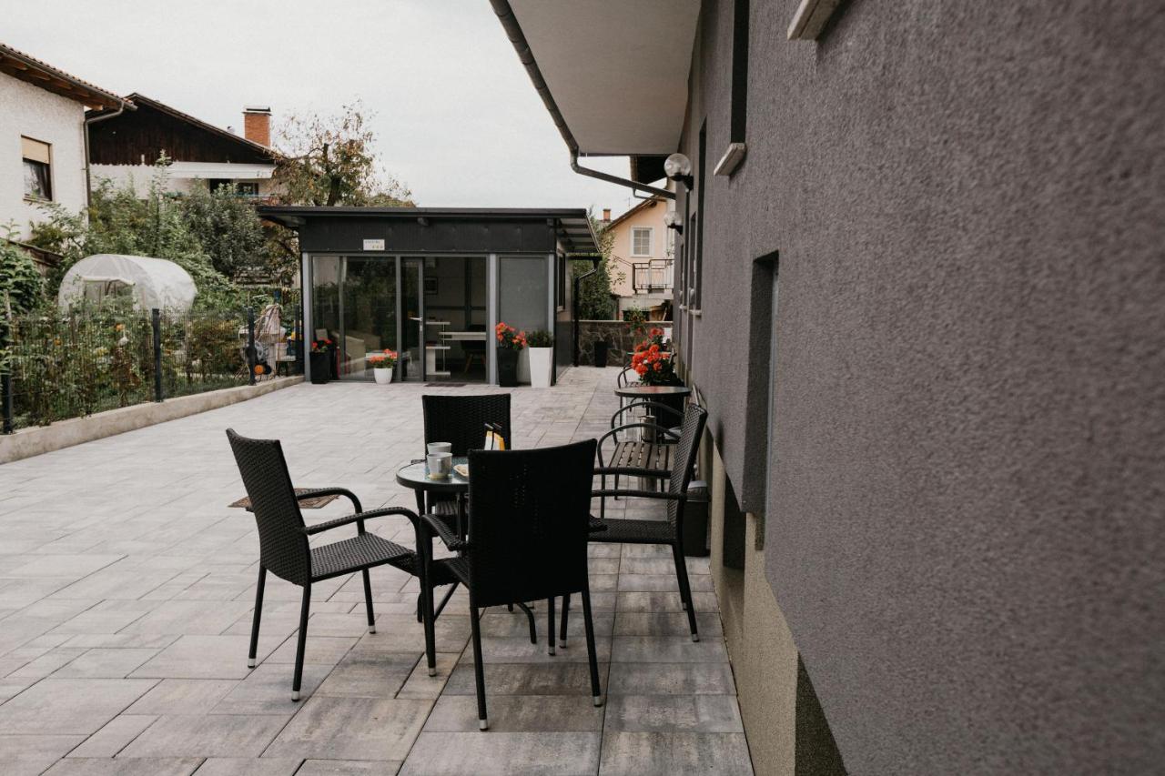 Apartments Drevi 류블랴나 외부 사진