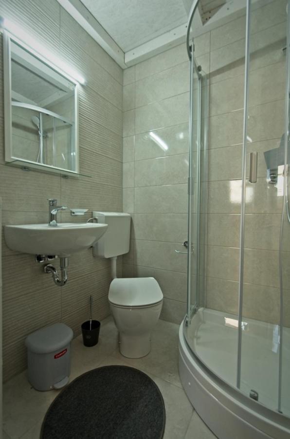 Apartments Drevi 류블랴나 외부 사진