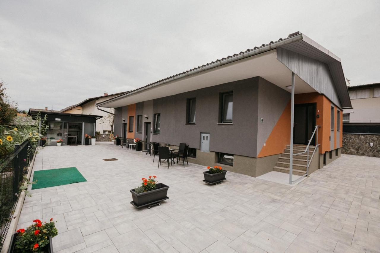 Apartments Drevi 류블랴나 외부 사진